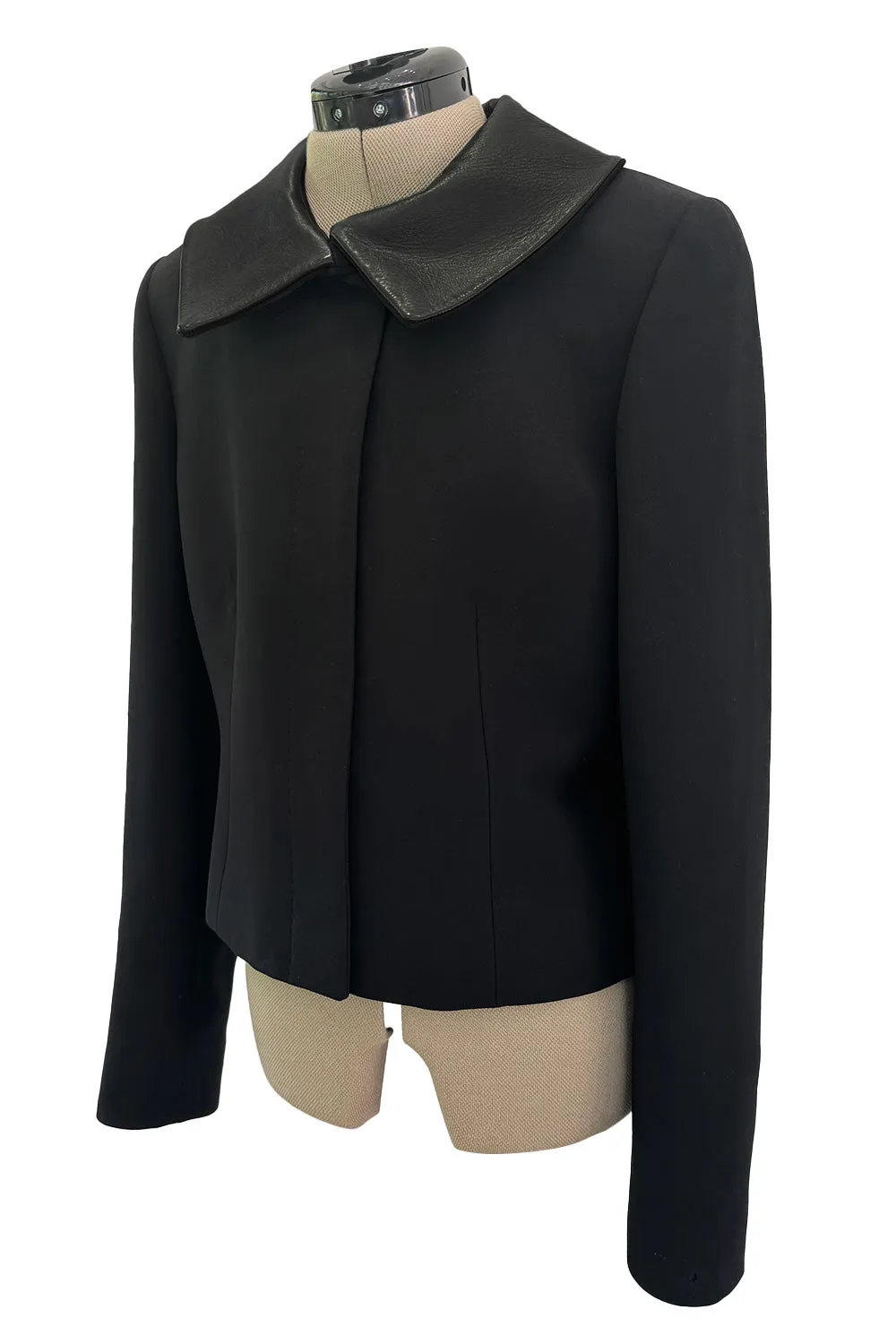 Minimalist Fall 2000 Gucci by Tom Ford Runway Look 3 Black Pant Suit w Leather Collar Detailing