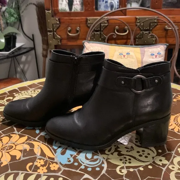 NATURALIZER LYDIA BOOT Sz: 6