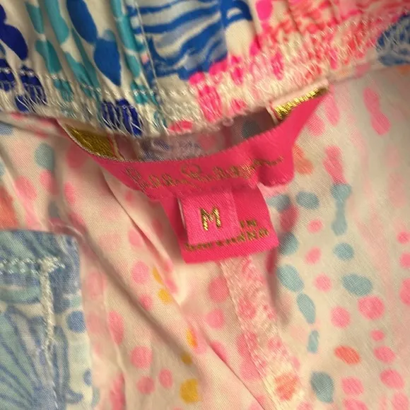 Never worn Lilly Pulitzer Ocean View Shorts in Sway This Way size M