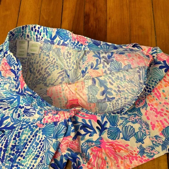 Never worn Lilly Pulitzer Ocean View Shorts in Sway This Way size M
