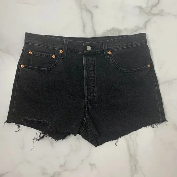 NEW Levis 501 black high rise denim shorts 32