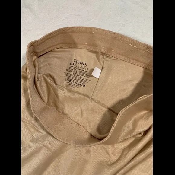NEW Spanx Power Conceal Her High Waist Mid Thigh Short Shaper [SZ‎ Small ]