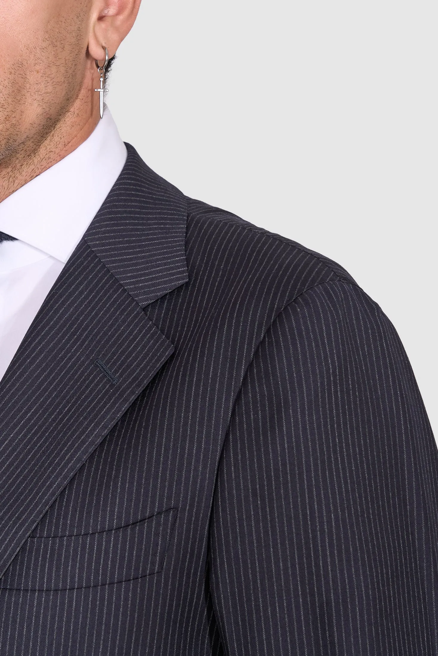 New Suitsupply Havana Navy Stripe Pure Wool Super 130s 3 Roll 2 Suit - Size 36S, 36R, 38S, 40S, 44R, 46R