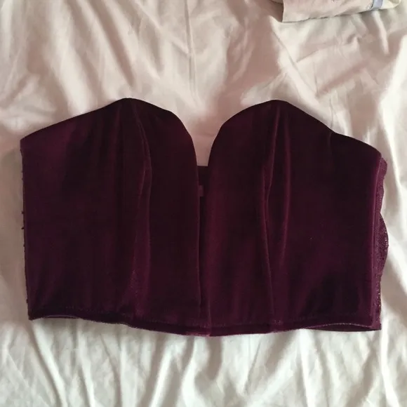 New Victoria's Secret Velvet Bra