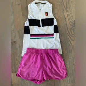 Nike women’s tennis outfit size XS
