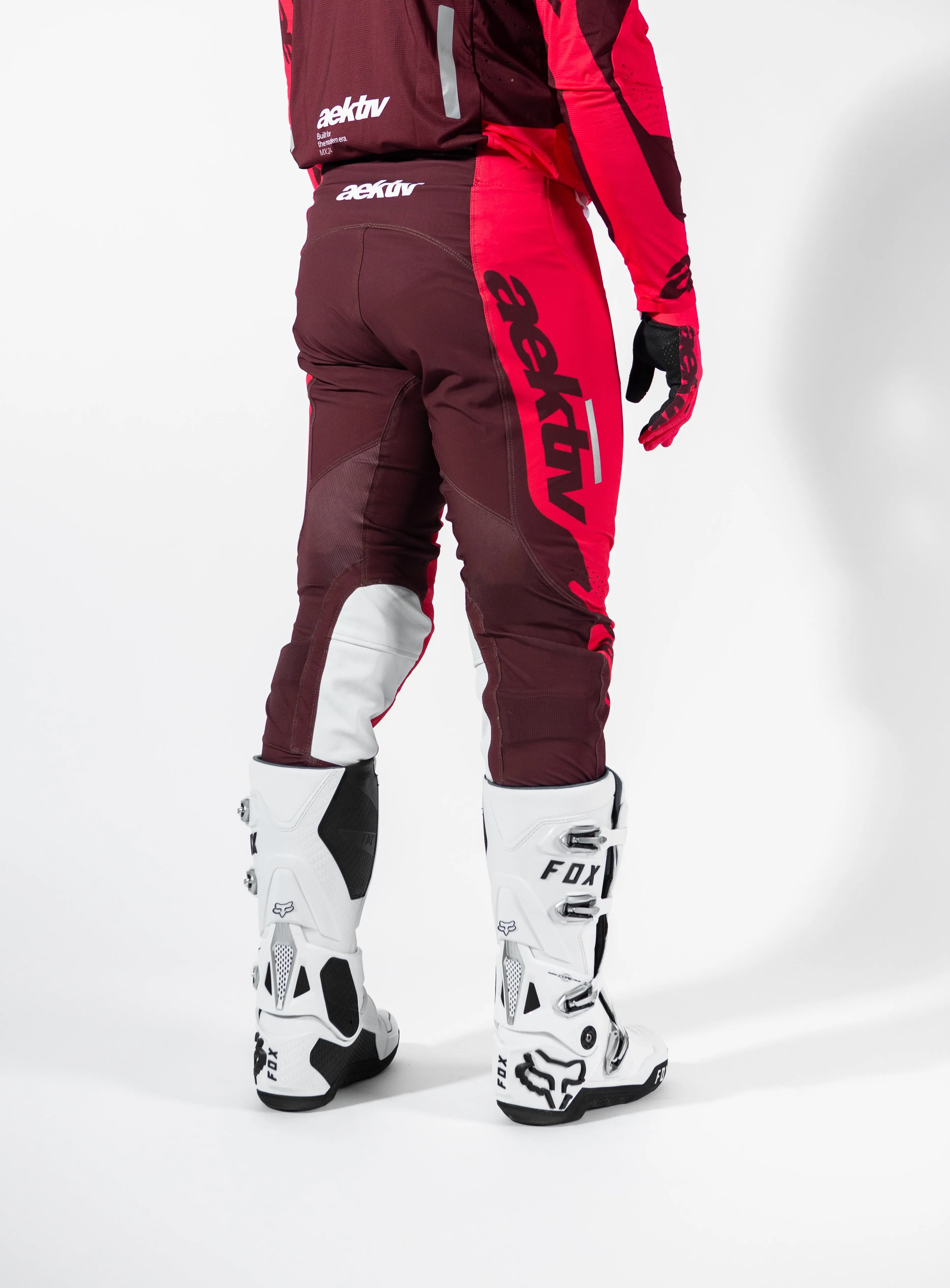 NOVA Strike Red Pants