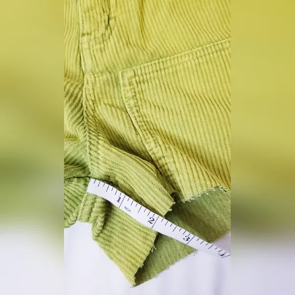 NWT BDG Urban Outfitters High-Rise Carpenter Corduroy Shorts