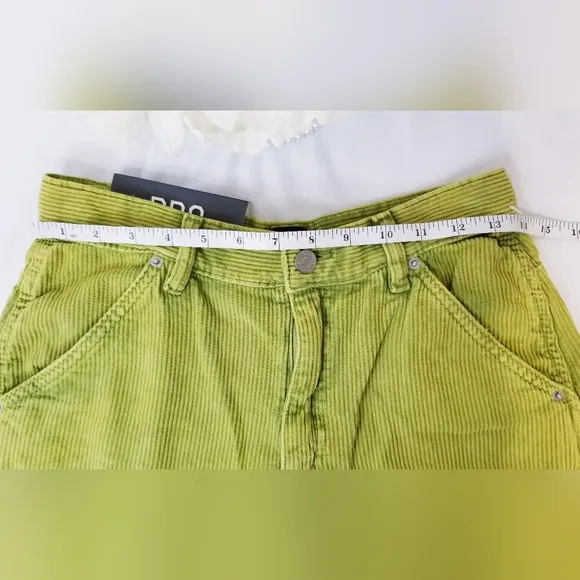 NWT BDG Urban Outfitters High-Rise Carpenter Corduroy Shorts