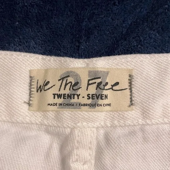 NWT Free People Looking Good Vibrations White Shorts Size 27 butterfly