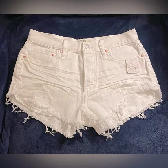 NWT Free People Looking Good Vibrations White Shorts Size 29 butterfly