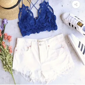 NWT Free People Looking Good Vibrations White Shorts Size 29 butterfly