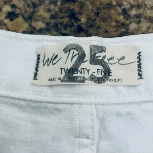 NWT Free People Maggie Mid Rise Shorts