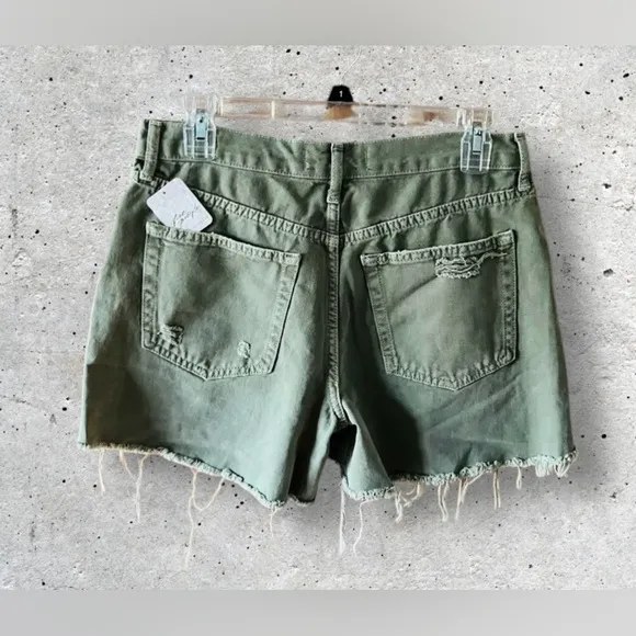 NWT Free People Maggie Mid Rise Shorts