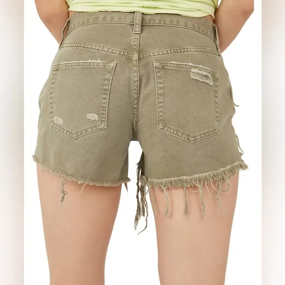 NWT Free People Maggie Mid Rise Shorts