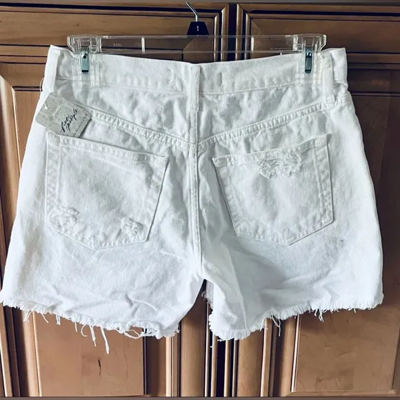 NWT Free People Maggie Mid Rise Shorts