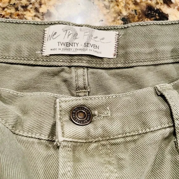 NWT Free People Maggie Mid Rise Shorts