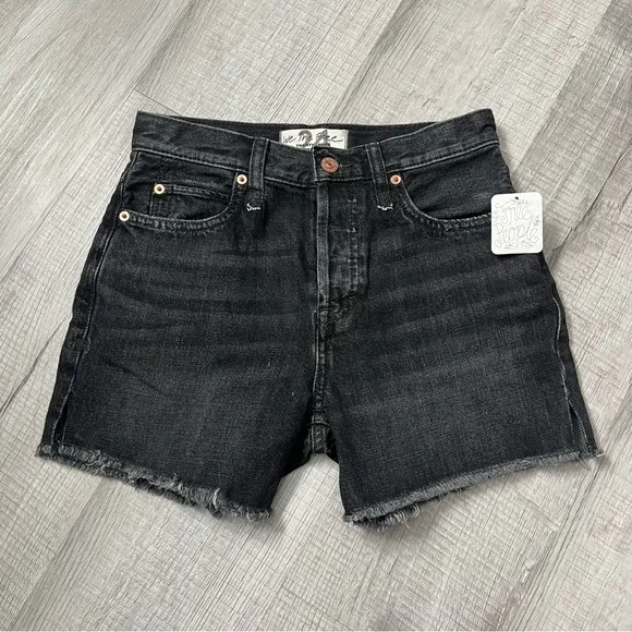 NWT FREE PEOPLE Makai High Waisted black Jean Shorts Size 24
