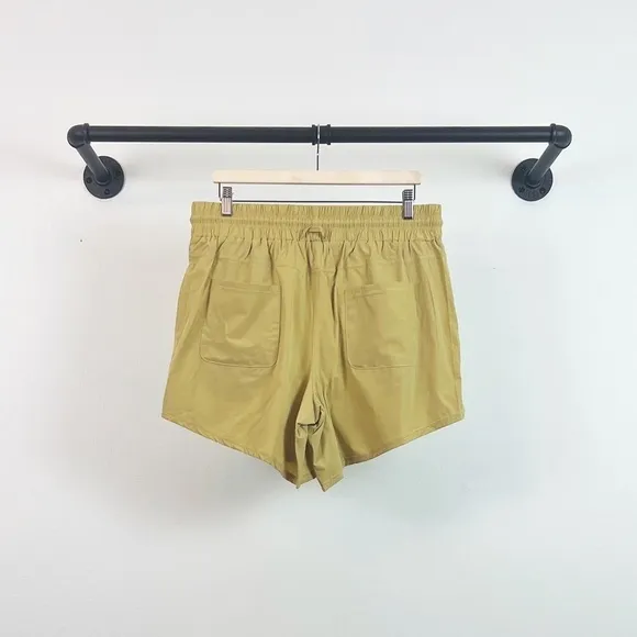 NWT Free People Movement Levitate High Rise Shorts in Honey Wheat