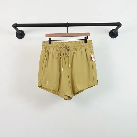 NWT Free People Movement Levitate High Rise Shorts in Honey Wheat