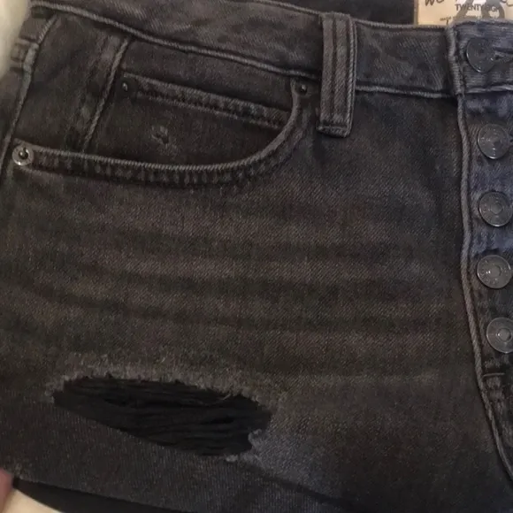 NWT Free People Rolled Cut-Off Shorts sz28