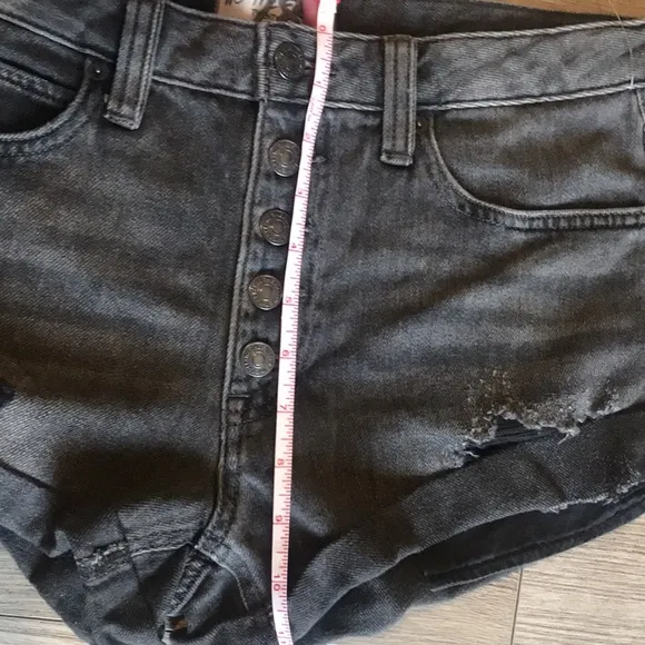 NWT Free People Rolled Cut-Off Shorts sz28