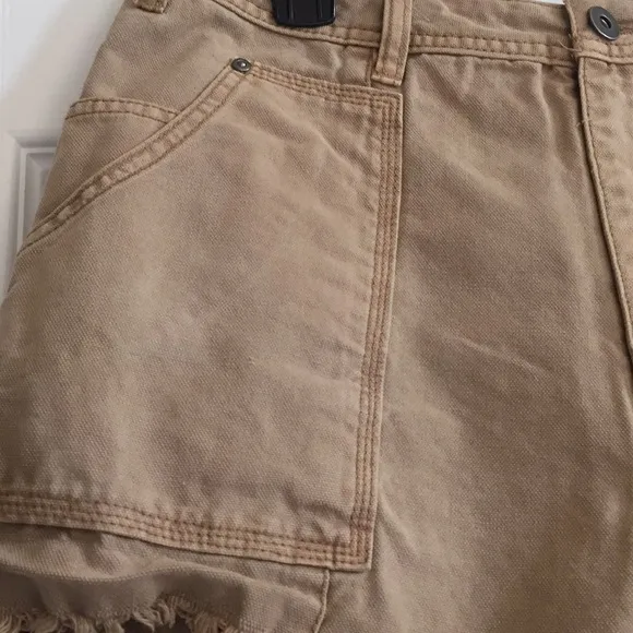 NWT Free People Sandy Khaki Cargo Shorts