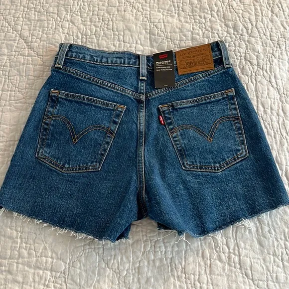 NWT Levi’s Free People Ribcage Denim Jean Shorts