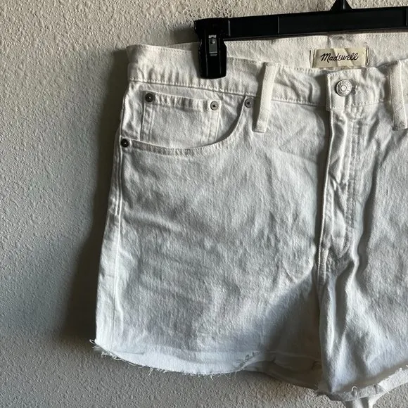 NWT Madewell High-Rise Denim Shorts in Tile White Size 32