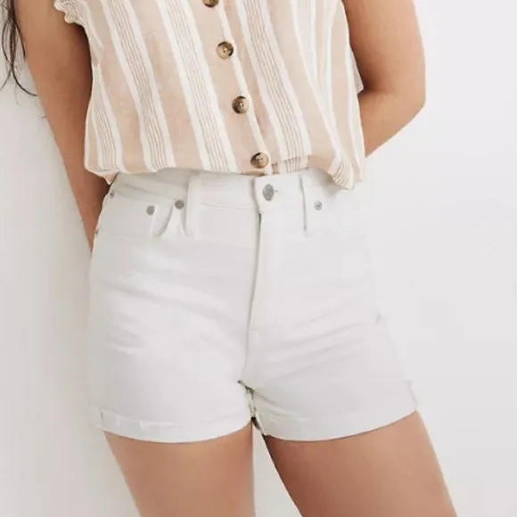 NWT Madewell High-Rise Denim Shorts in Tile White Size 32