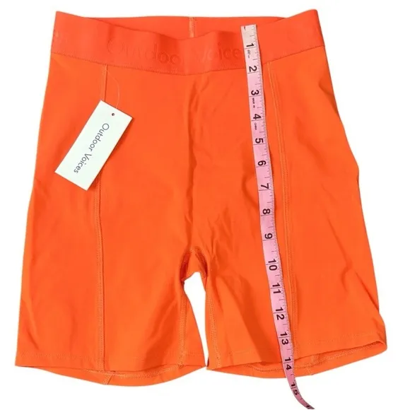 NWT Outdoor Voices SuperForm 5” Shorts in Sundance size Extra small