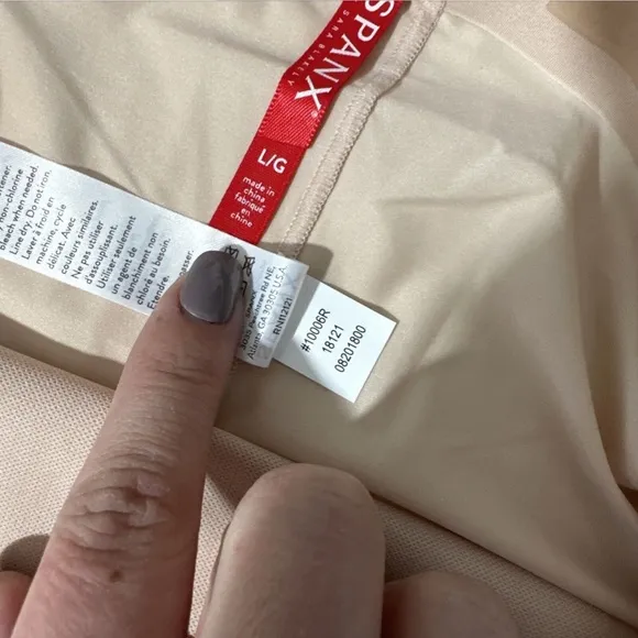 NWT Spanx [ Large ] Thinstincts High Waist Mid-Thigh Shorts in‎ Soft Nude
