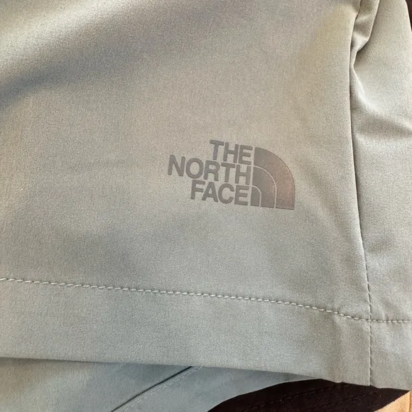 NWT, The North Face Skort, Goblin Blue, Size 14