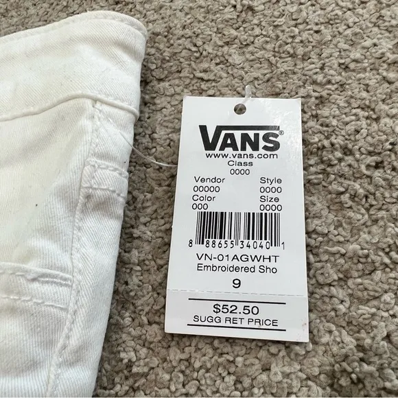 NWT Vans Tribal shorts size 9