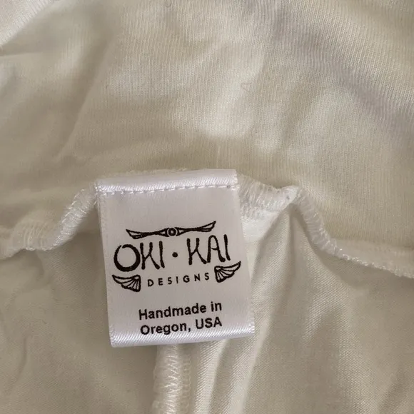Okikai Designs Etsy White Bamboo Shorts with Lace Trim M