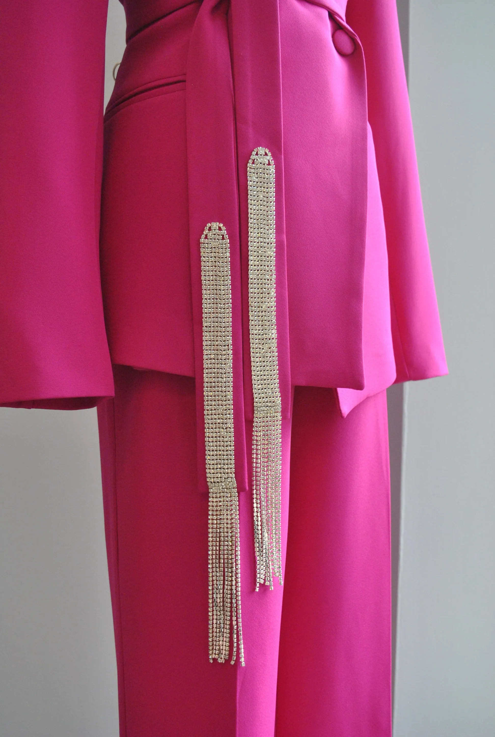 ORCHID SUIT WITH DIAMONDS