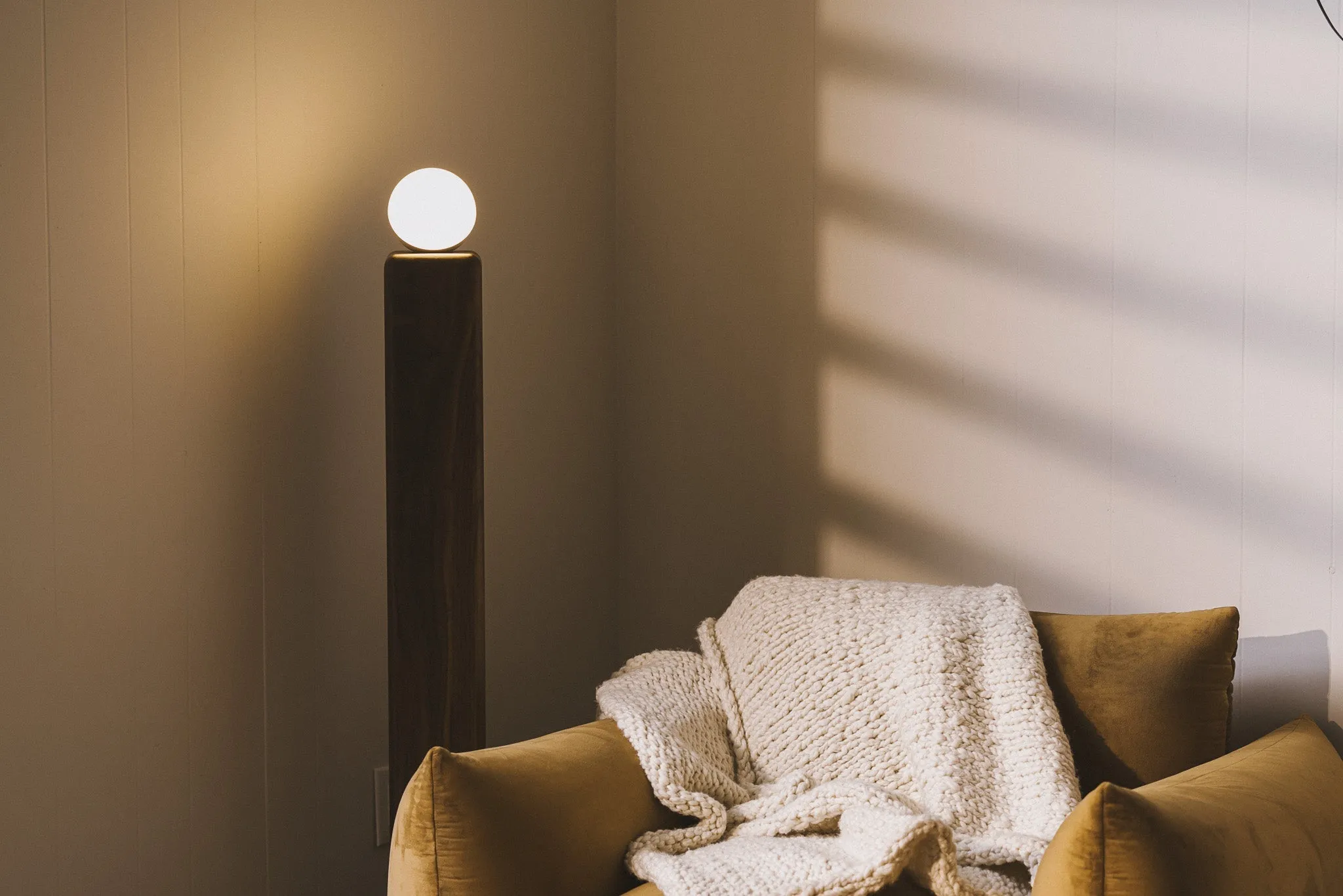 Pan Smart Floor Lamp - Touch, Voice, App Control