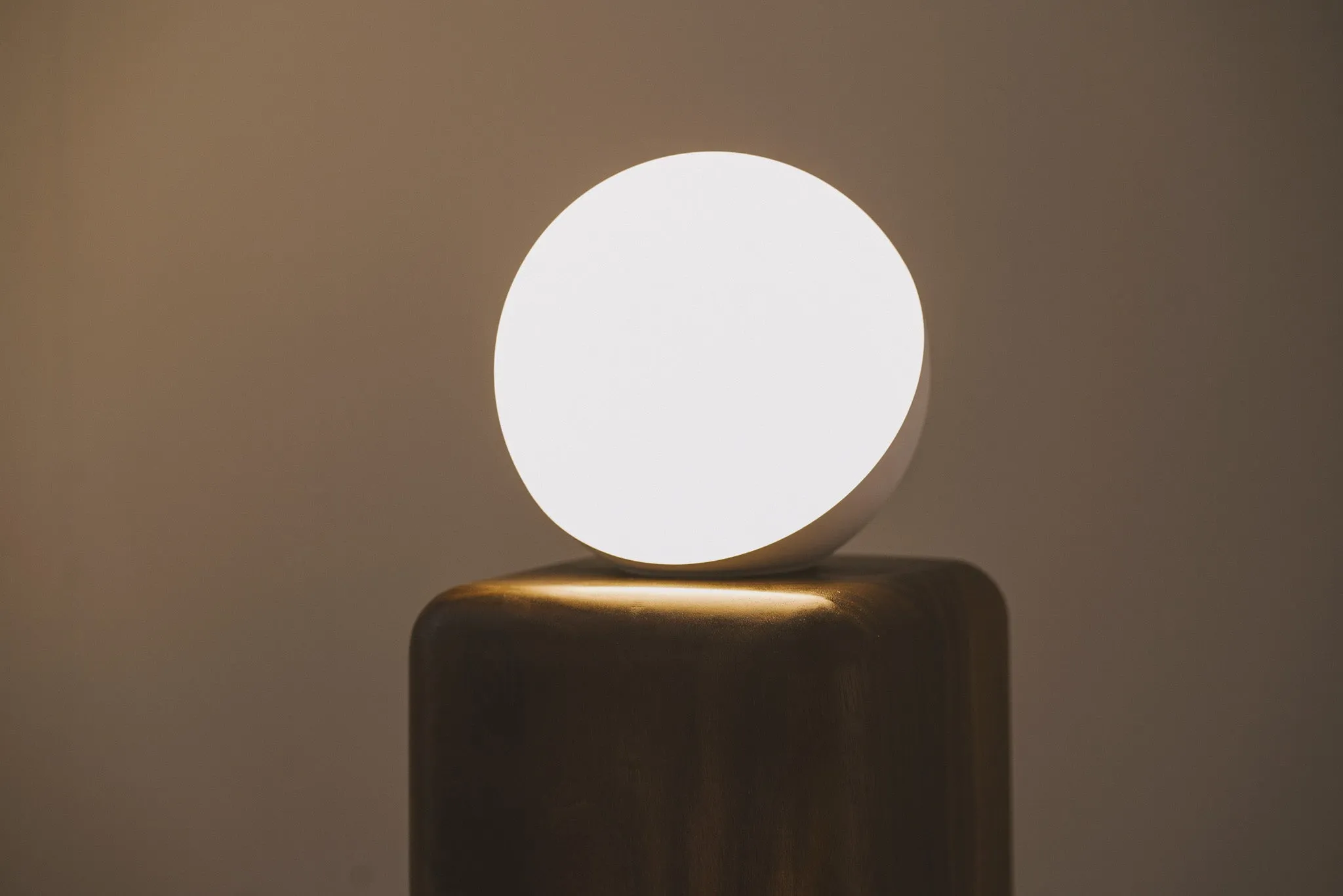 Pan Smart Table Lamp - Touch, Voice, App Control