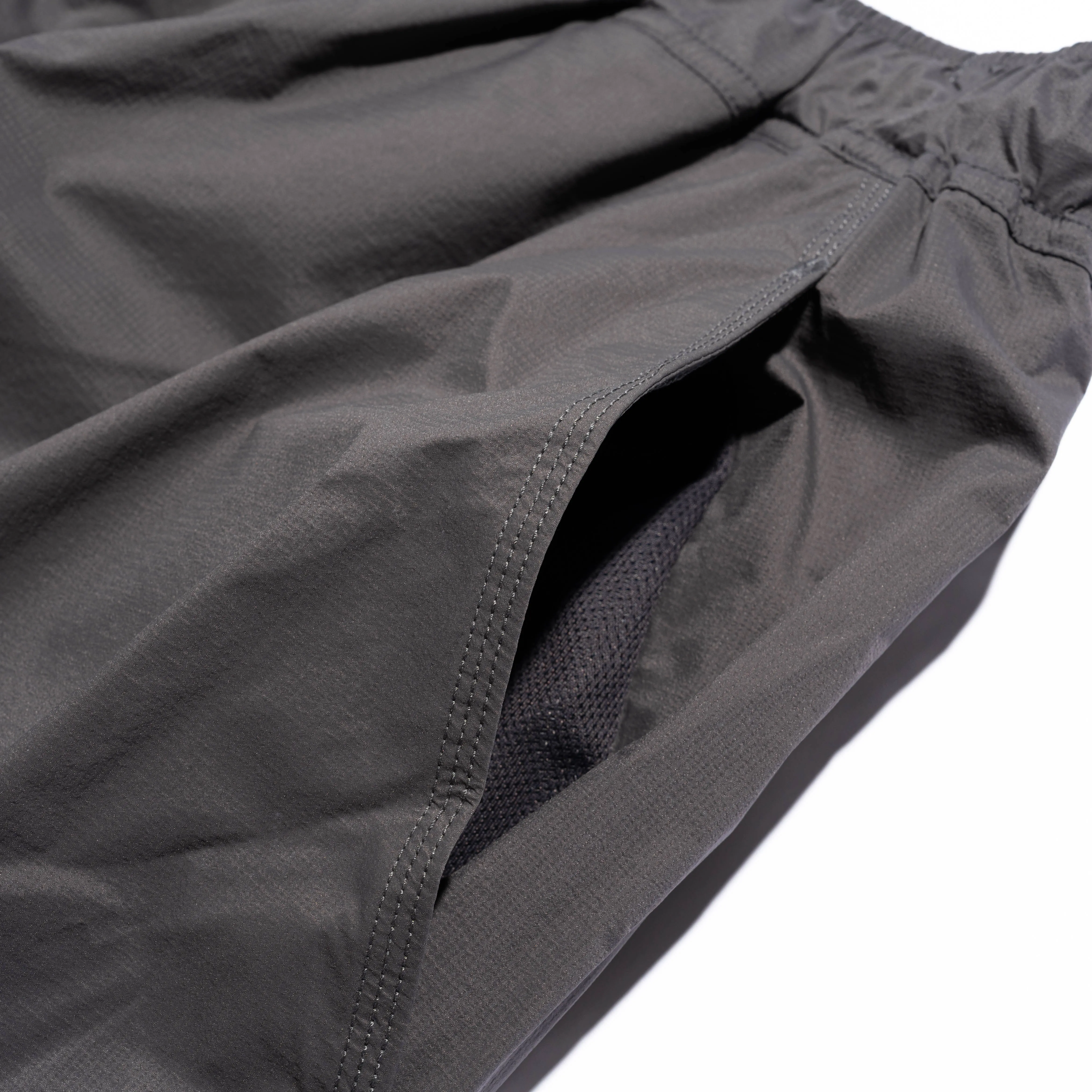 Parachute Wind Pants Zinc Gray GZ75150