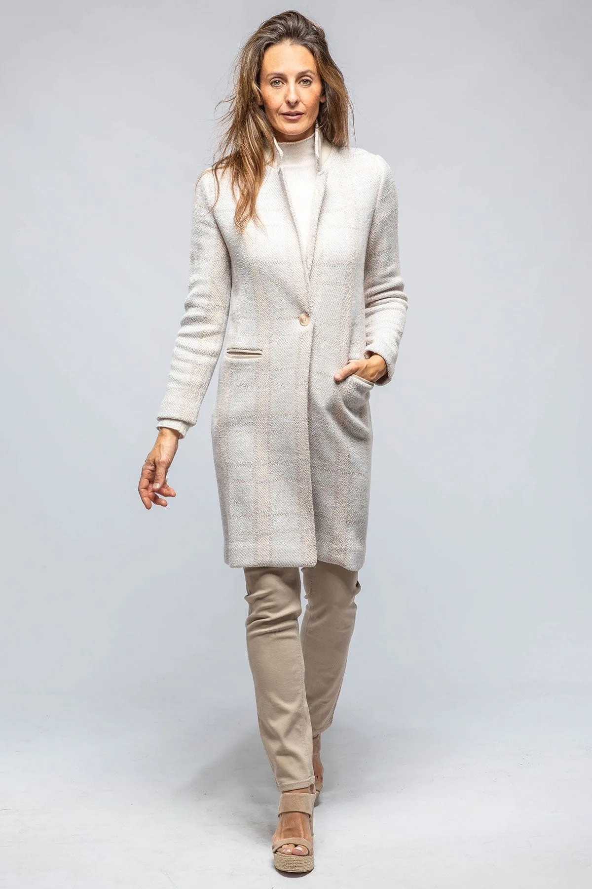 Paseo Long Coat In White/Nougat/Beige/Grey Plaid