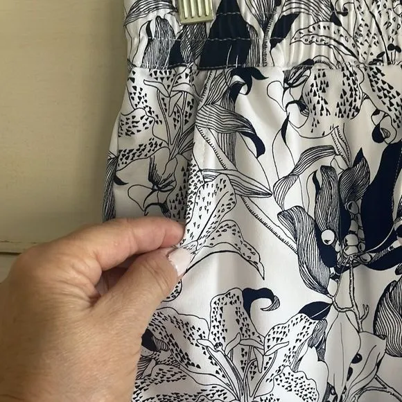 Persifor Shorts Navy and White size XS