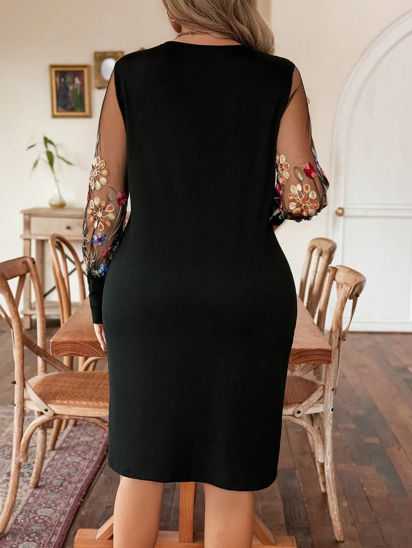 Privé Plus Size Women's Knitted Dress With Sheer Sleeves