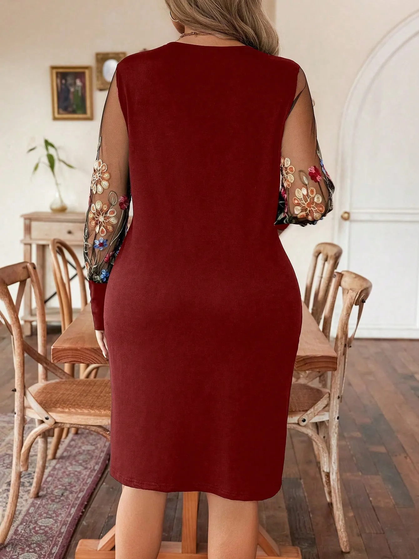 Privé Plus Size Women's Knitted Dress With Sheer Sleeves