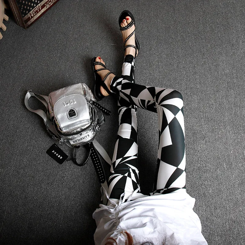 "BLACK WHITE GEOMETRIC PATTERN STITCHING" LEGGINGS N042706