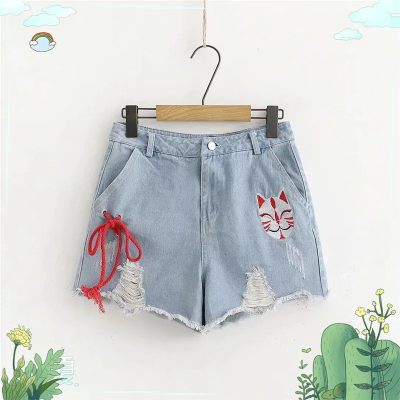 "CUTE HOLE" DENIM SHORTS S031402