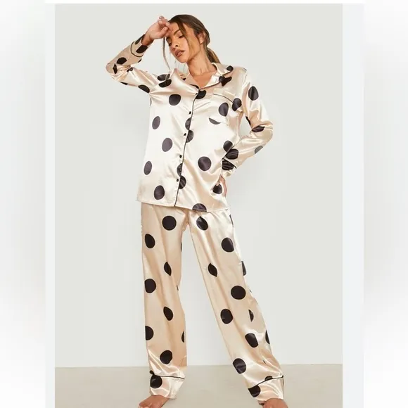 Satin Polka Dot Pajama Set D.