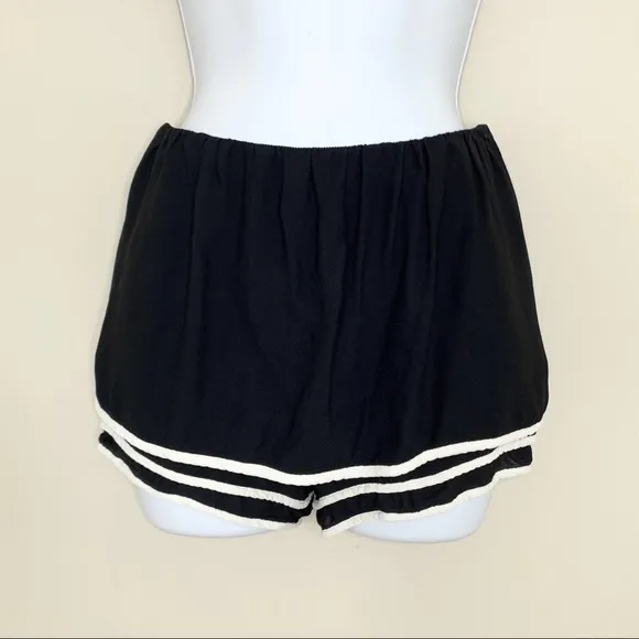 See By Chloé Multi-Layer Puff Shorts / Skort *Black &amp; White* Sz 2