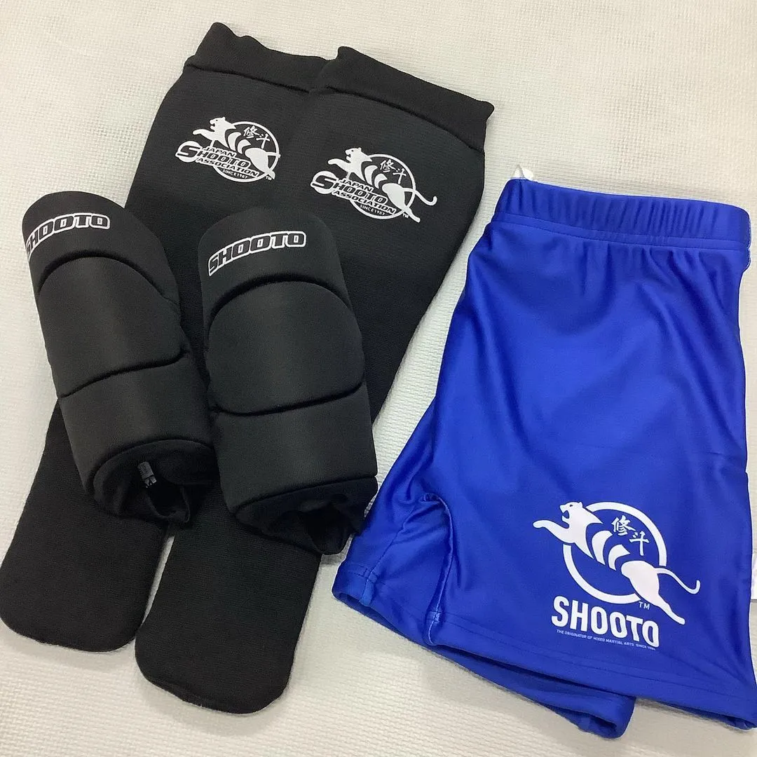 Shooto Reversible Compression Shorts