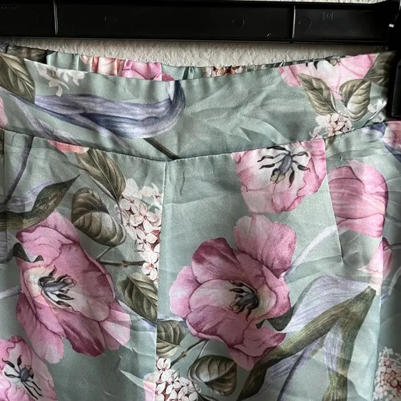 Show Me Your Mumu Women's Bobbi Printed Shorts Size L