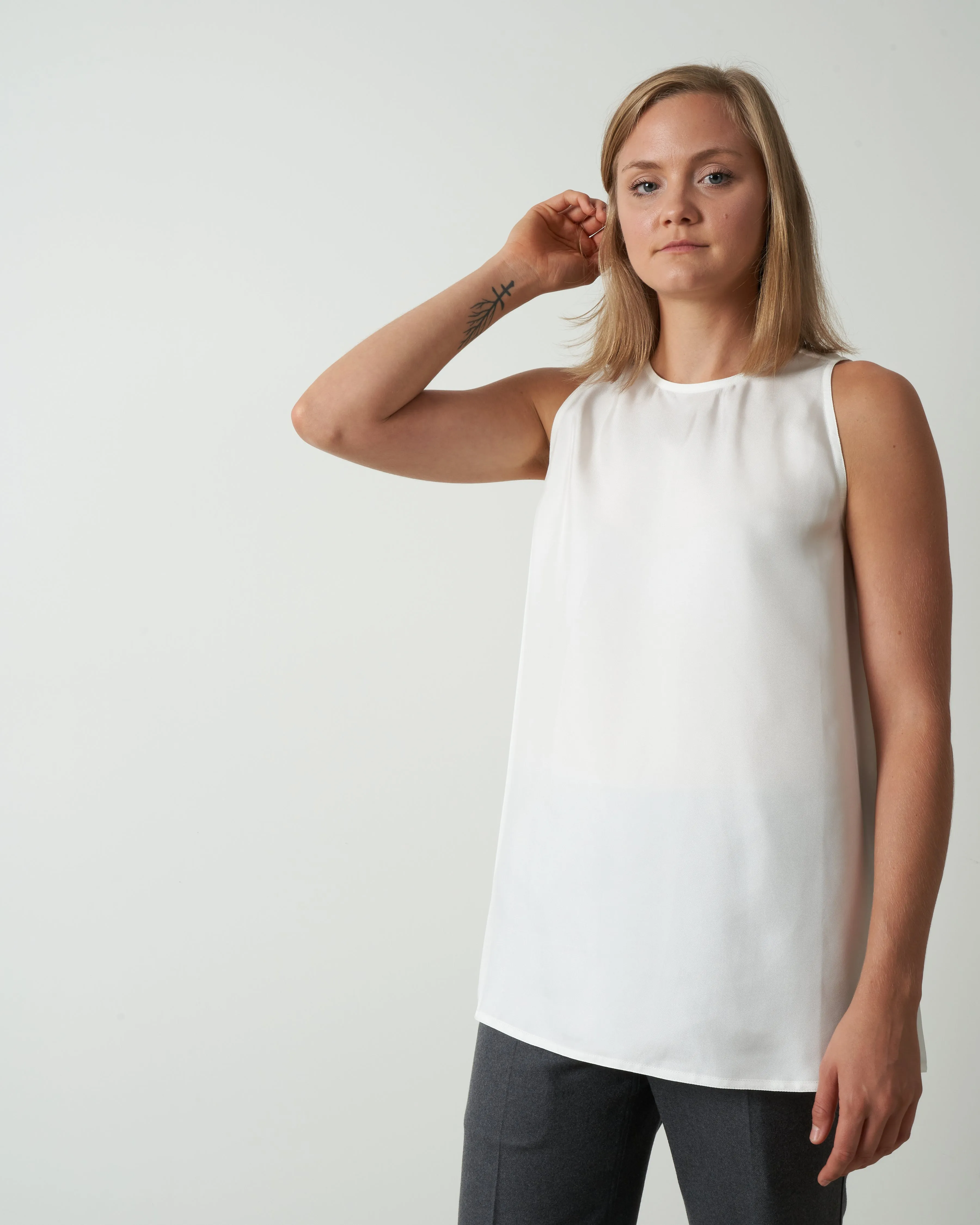 sleeveless crew neck top - woven off-white