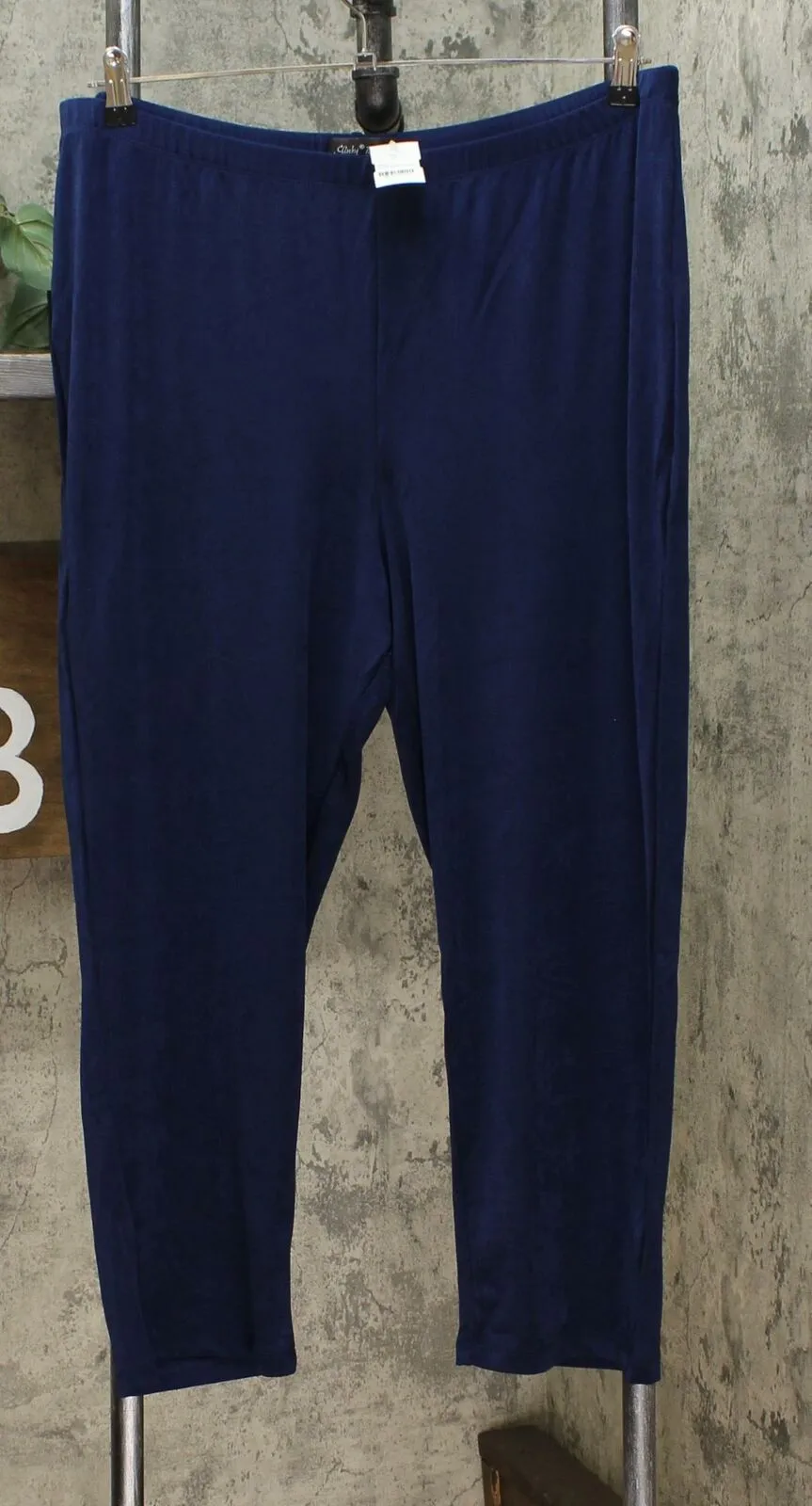 Slinky Brand Women's Plus Size Pull On Straight Leg Crop Pants